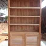 ספריה מעץ מהגוני עם מדפים מעץ מינדי