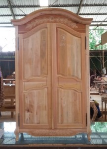 ארון בגדים אנגלי שתי דלתות