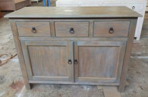 שידת כניסה כפרית