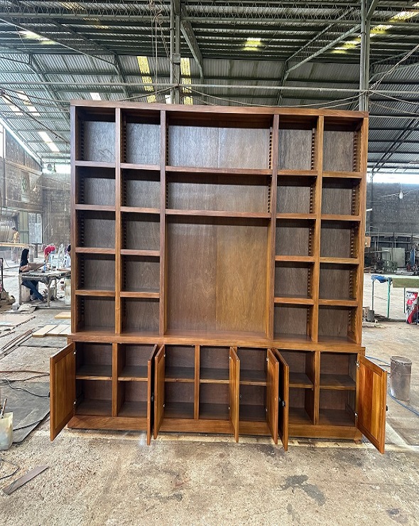  ספריה מעוצבת לבית