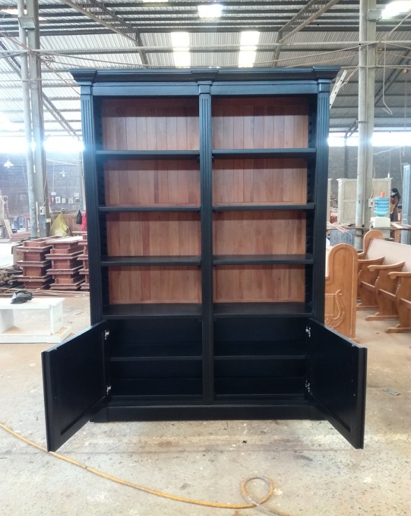  ספריה מעץ מלא