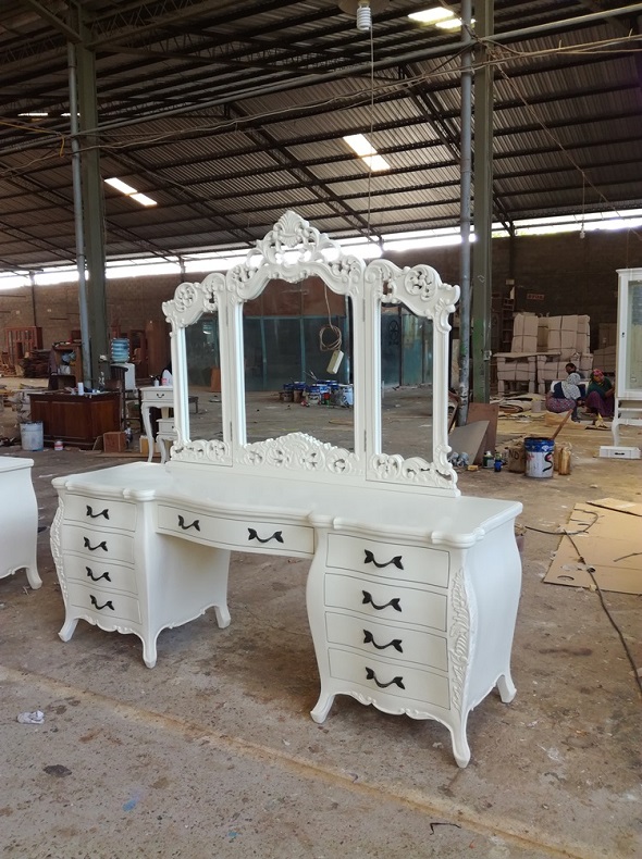  שידת טואלט לחדר שינה