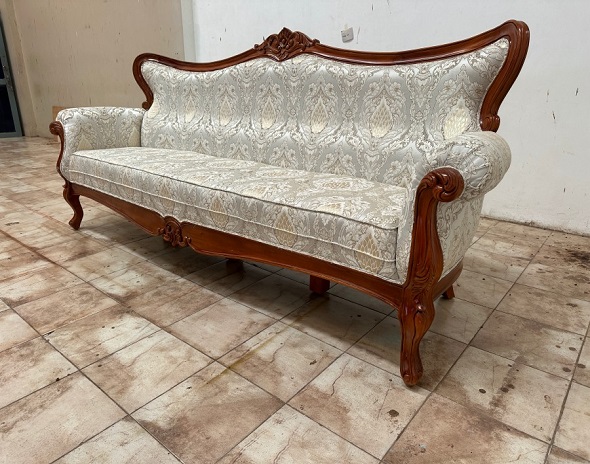  ספה גדולה